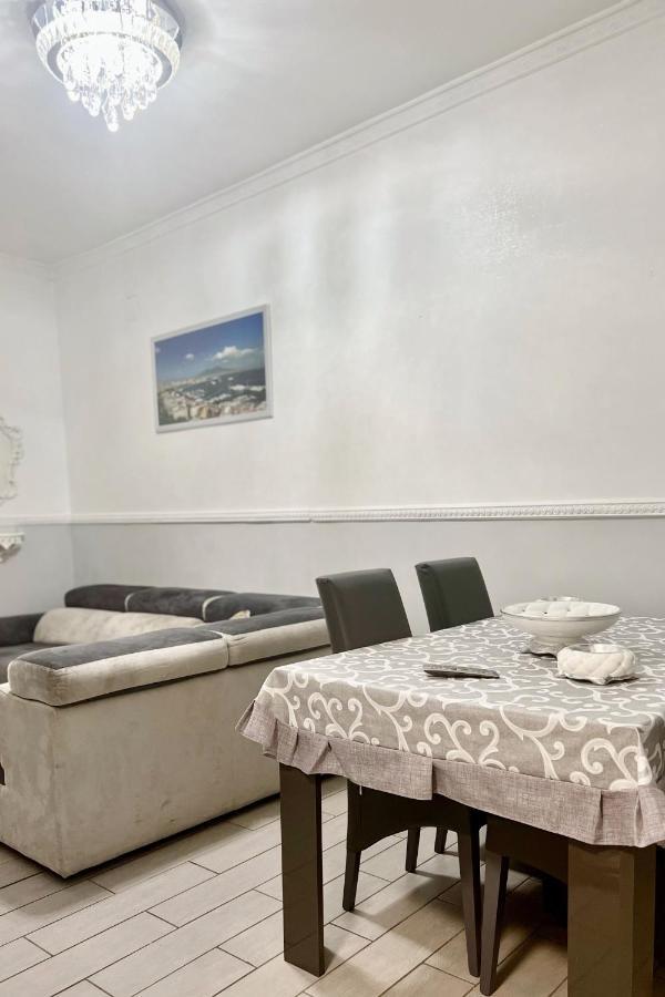 Sweet Home Ai Tribunali -1 Piano Naples Luaran gambar