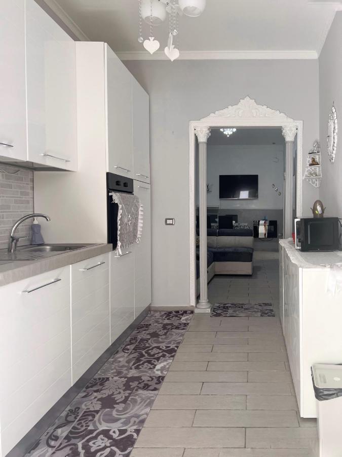 Sweet Home Ai Tribunali -1 Piano Naples Luaran gambar